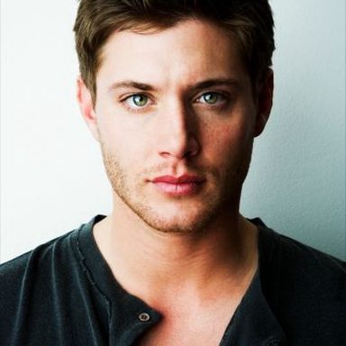Jensen Ackles photo 30