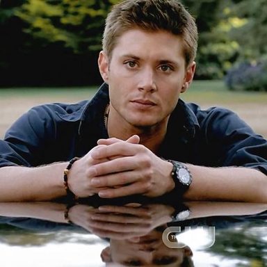 Jensen Ackles photo 31