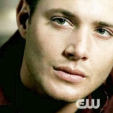 Jensen Ackles photo 17