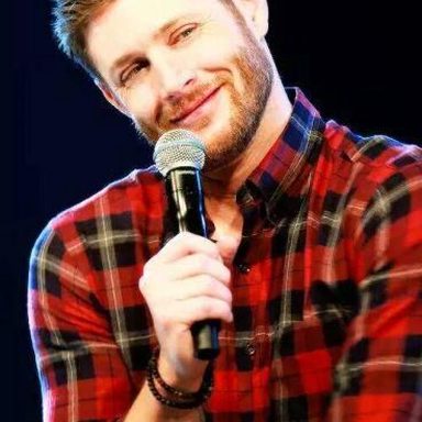 Jensen Ackles photo 9