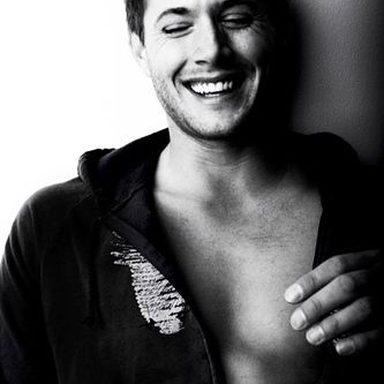 Jensen Ackles photo 14