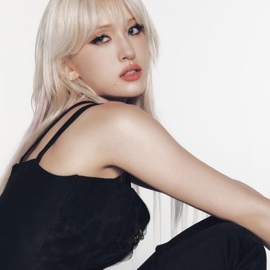JEON SOMI photo 37