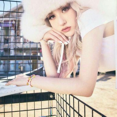 JEON SOMI photo 38