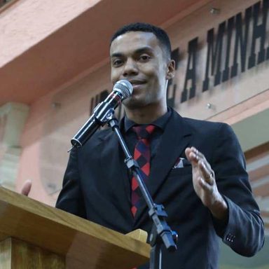Jhonatan Carlos