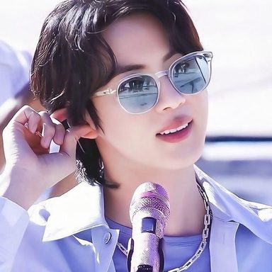 Jin (BTS) photo 15