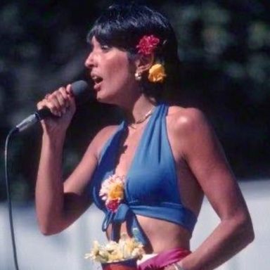 Joan Baez photo 9