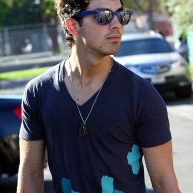 Joe Jonas photo 29