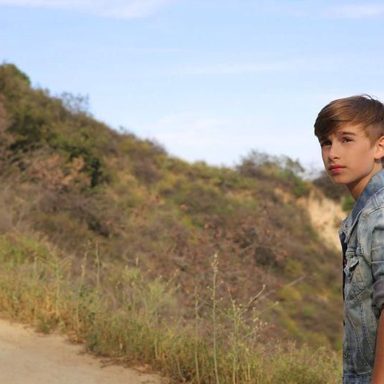 Johnny Orlando photo 28