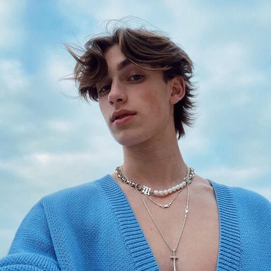 Johnny Orlando photo 9