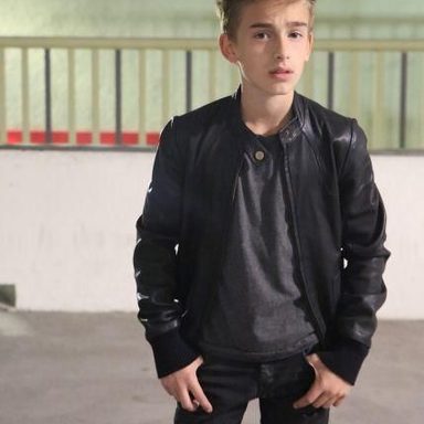 Johnny Orlando photo 29