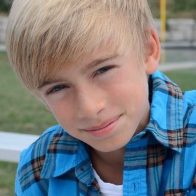 Johnny Orlando photo 14