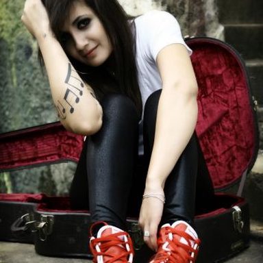 Joice Santos photo 9
