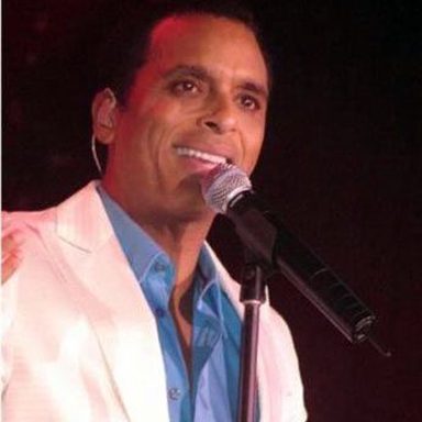 Jon Secada photo 9