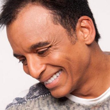 Jon Secada