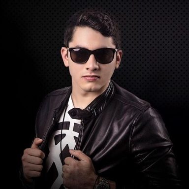 Jonas Esticado photo 18