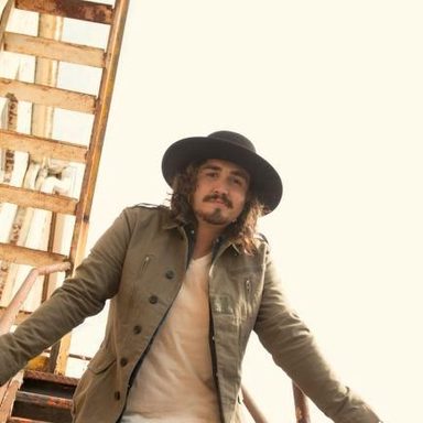 Jordan Feliz photo 9