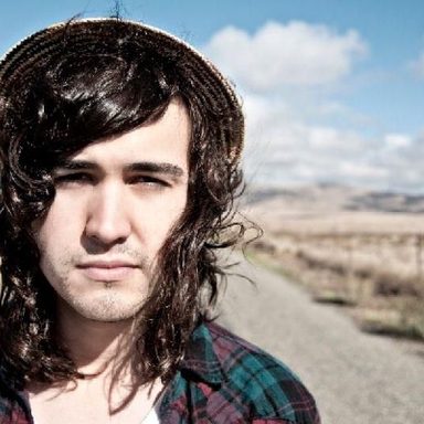 Jordan Feliz photo 13