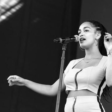 Jorja Smith photo 25