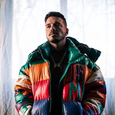 J Balvin photo 21