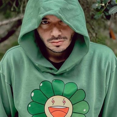 J Balvin photo 16
