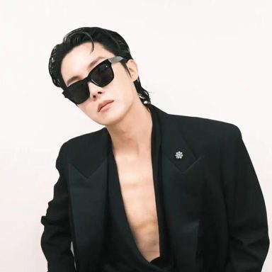j-hope photo 20