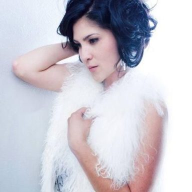 Jaci Velasquez photo 16