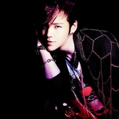 Jang Geun Suk