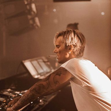 KAAZE
