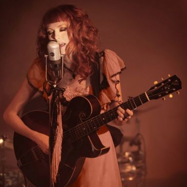 Karen Elson