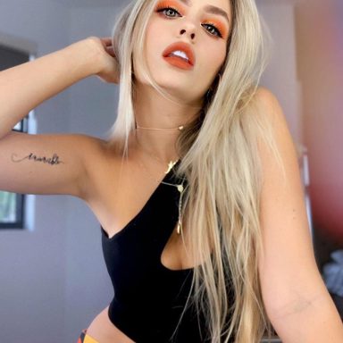 Katie Angel photo 17