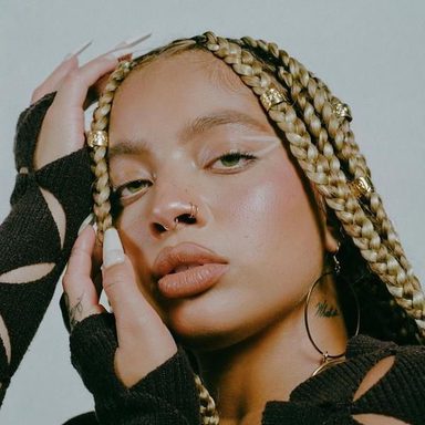 Kiana Ledé