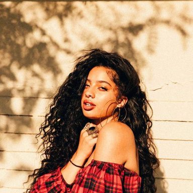 Kiana Ledé photo 15