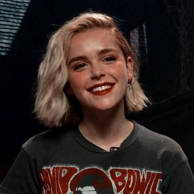 Kiernan Shipka photo 9