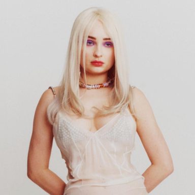 Kim Petras photo 32