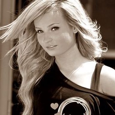 Kim Petras photo 187