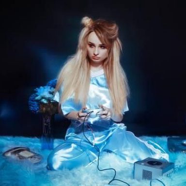 Kim Petras photo 139