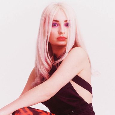 Kim Petras photo 23