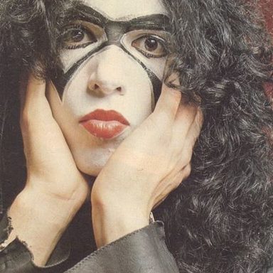 KISS photo 61