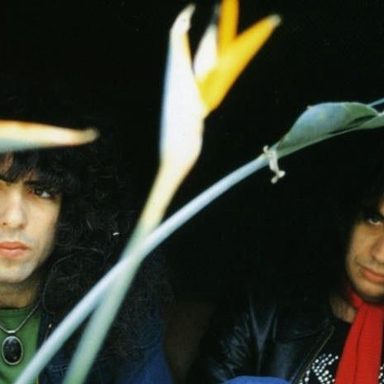 KISS photo 49