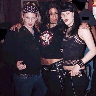 Kittie photo 13