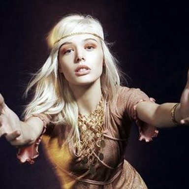 Krystal Meyers photo 43