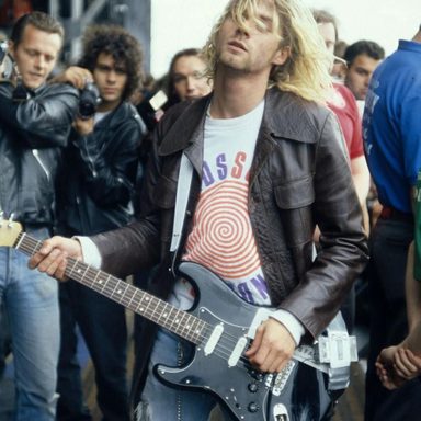 Kurt Cobain photo 16
