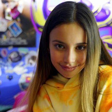 Kylie Cantrall photo 11