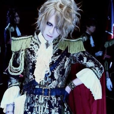 Kamijo photo 9