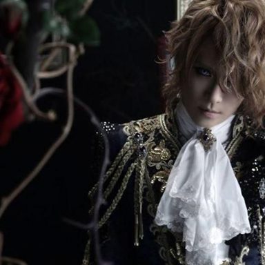 Kamijo photo 14