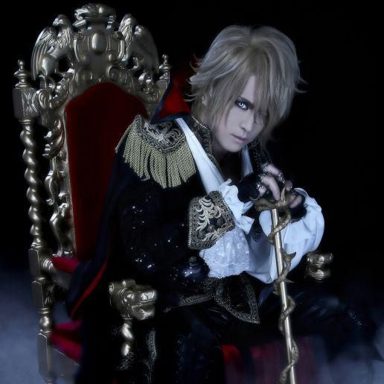 Kamijo photo 17