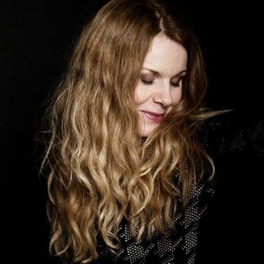 Kari Rueslatten