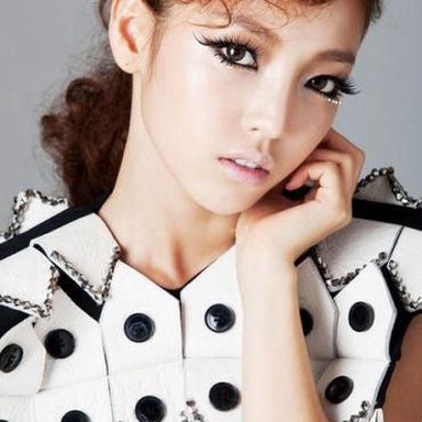 KARA photo 56