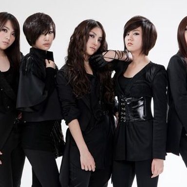 KARA photo 151