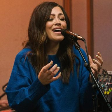 Kari Jobe